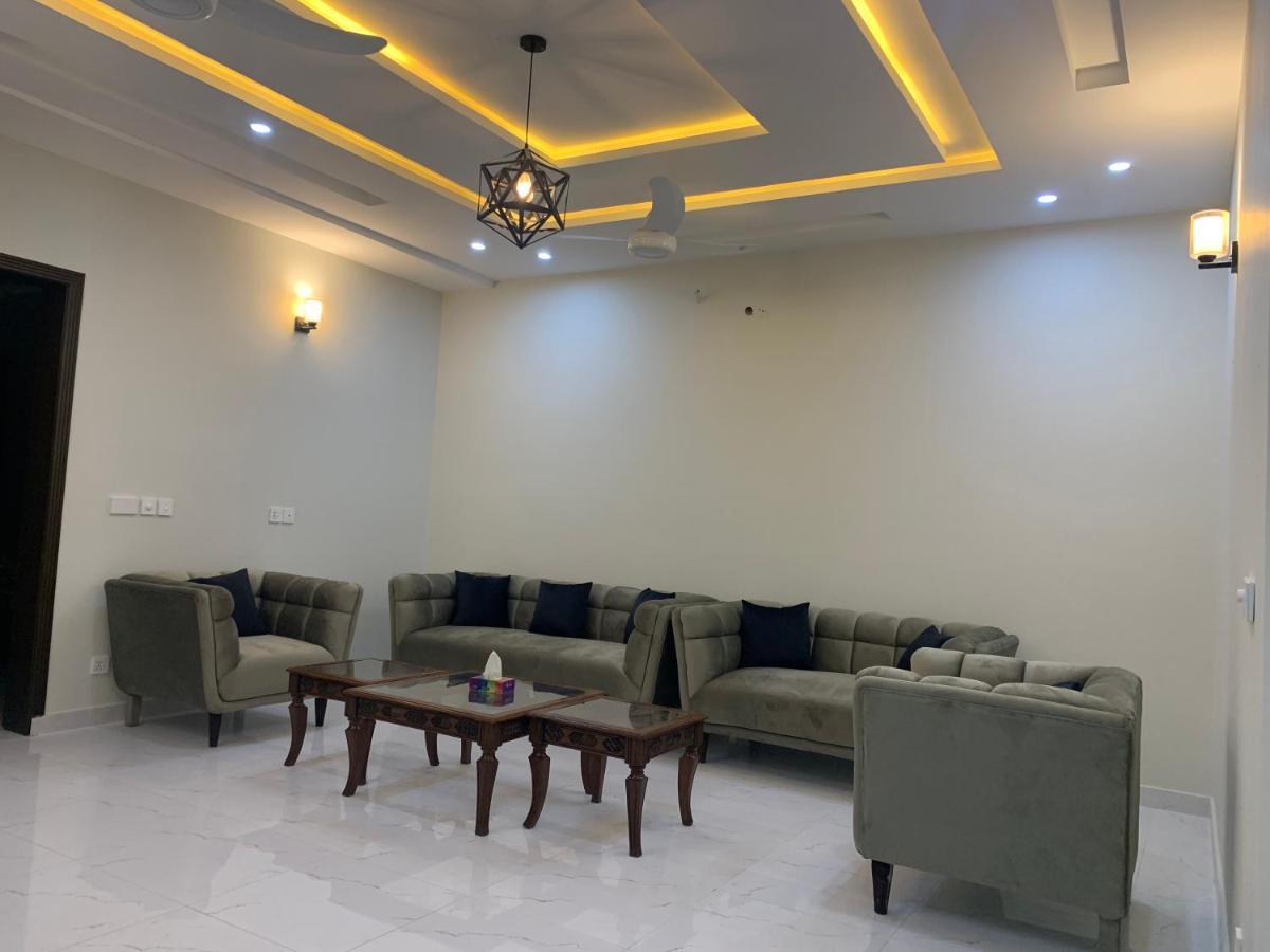 ラーワルピンディー Bahria Residencyヴィラ エクステリア 写真