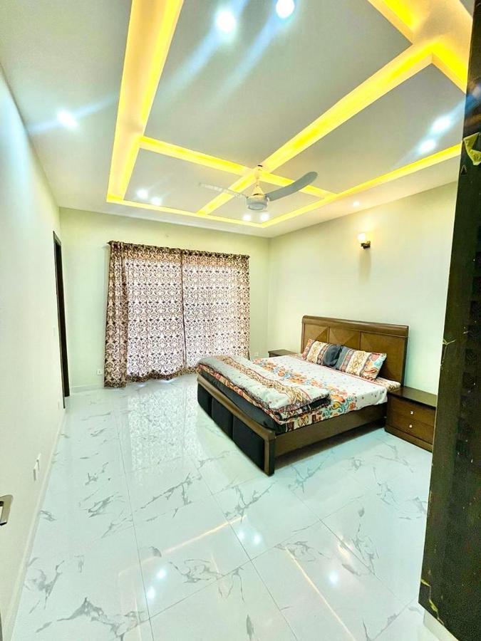 ラーワルピンディー Bahria Residencyヴィラ エクステリア 写真