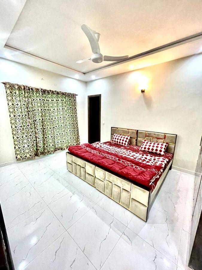 ラーワルピンディー Bahria Residencyヴィラ エクステリア 写真