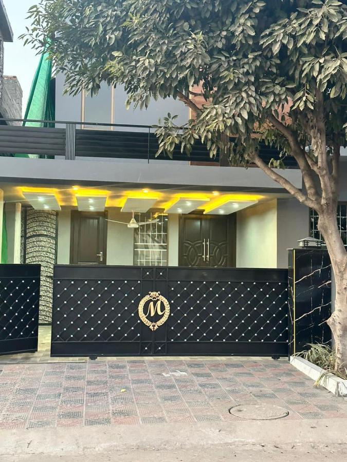 ラーワルピンディー Bahria Residencyヴィラ エクステリア 写真