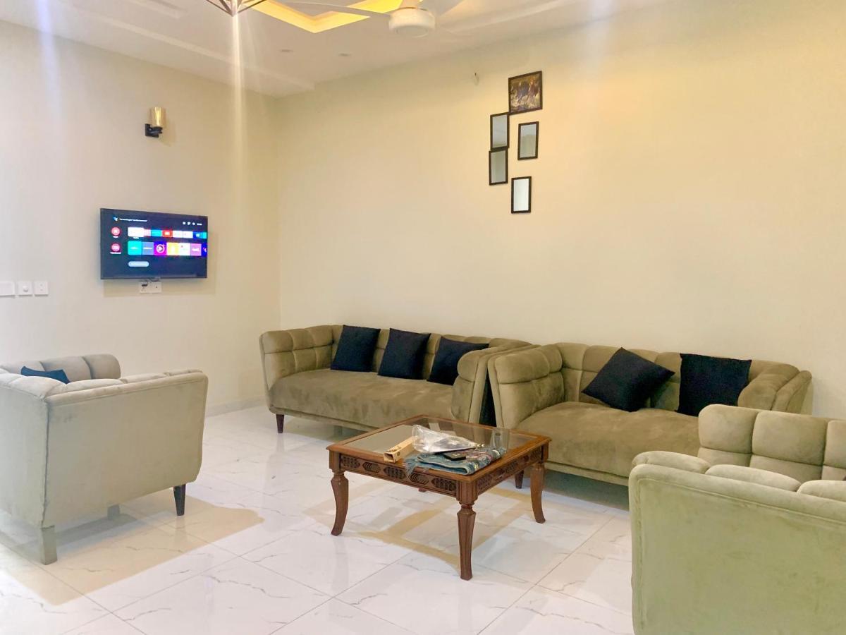 ラーワルピンディー Bahria Residencyヴィラ エクステリア 写真
